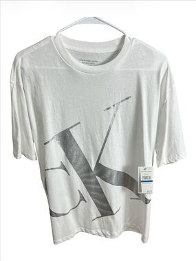 Calvin Klein Jeans Boys XL (18/20) Metallic Silver Monogram Logo T-Shirt NWT